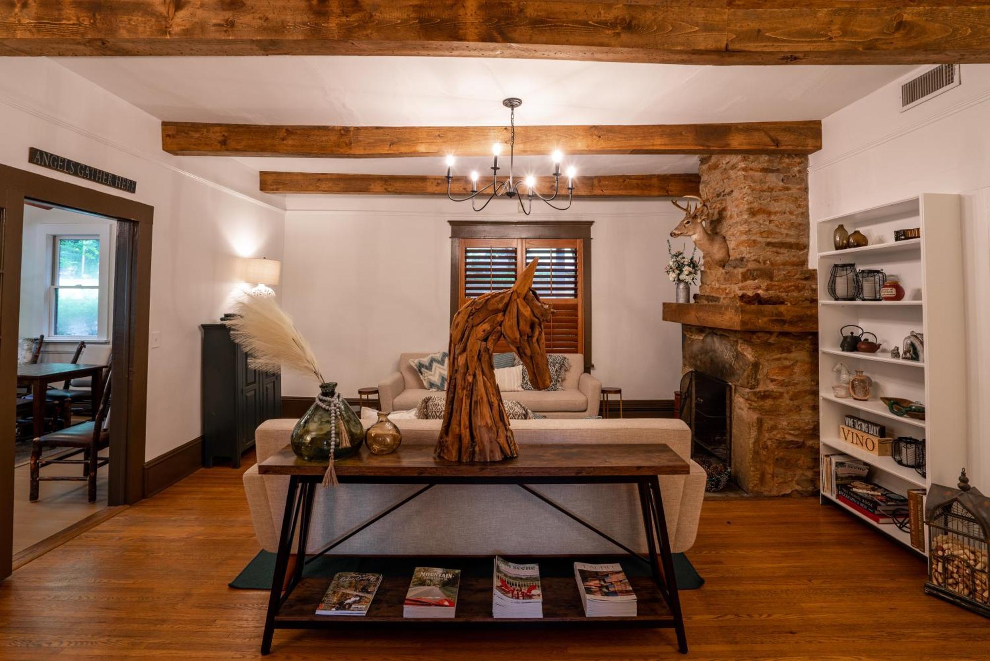 Beechwood Inn Clayton Bagian luar foto