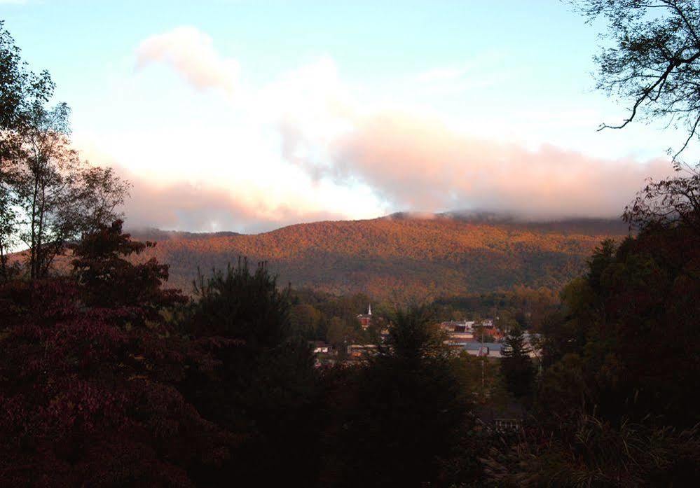 Beechwood Inn Clayton Bagian luar foto