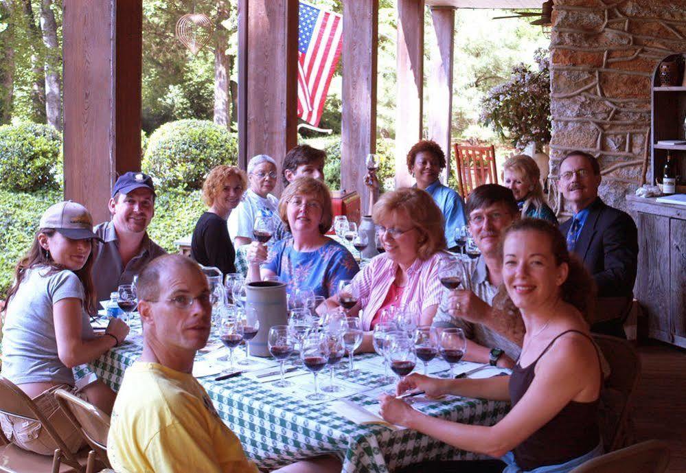 Beechwood Inn Clayton Bagian luar foto